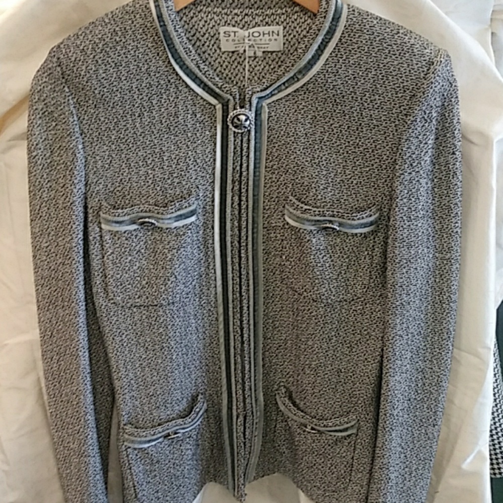 St.John Two Piece w/Silver Metallic Thread